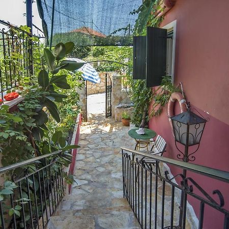 Alexandra Apartment Gaios Bagian luar foto